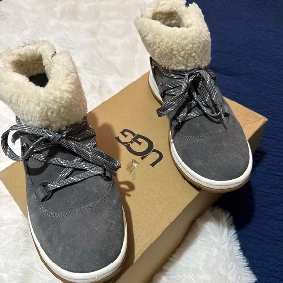 UGG Charcoal Shearling Boots UGG Women main image 3